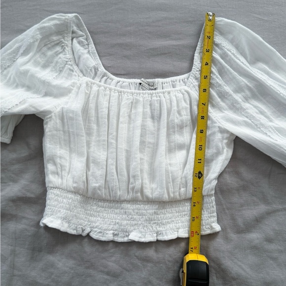 AMERICAN EAGLE white crop top romantic blouse size XS brand new with tags! - Picture 4 of 6